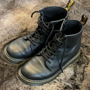 DR. MARTENS SMOOTH LEATHER HIGH TOP BOOTS SIZE 4M/ 5W